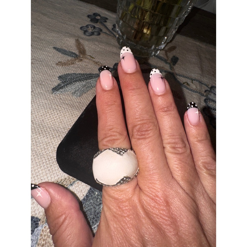 House of Harlow Statement Ring White Dome Crystal Pave Ring - Picture 8 of 13